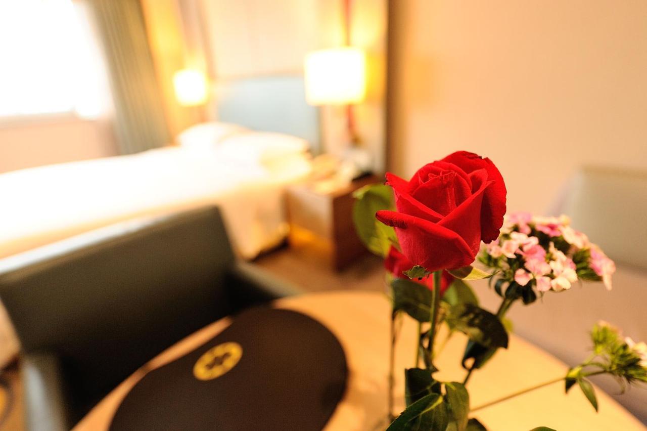 Inzone Garland Hotel Jinan Esterno foto