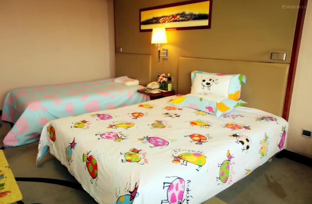 Inzone Garland Hotel Jinan Esterno foto