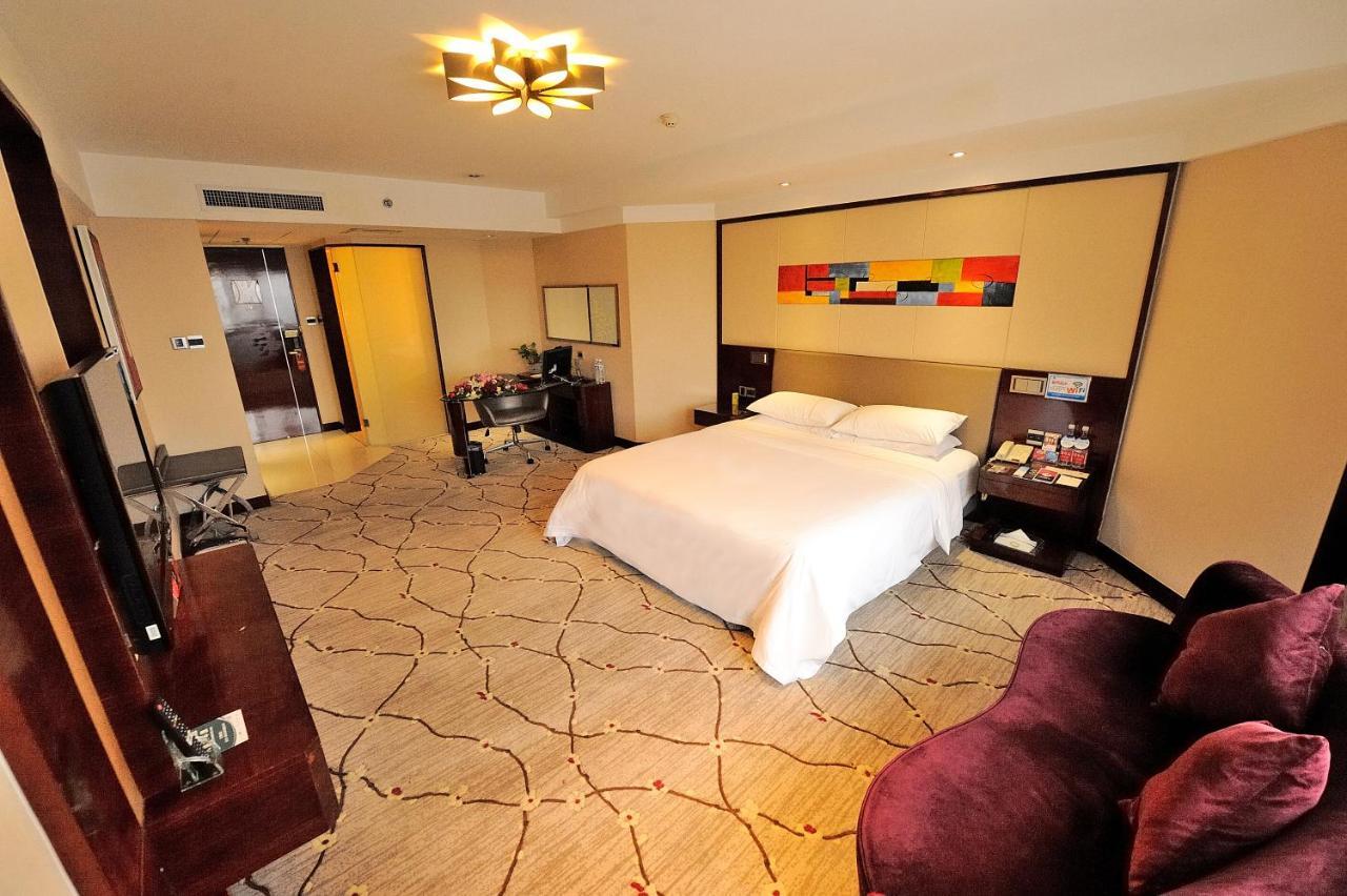 Inzone Garland Hotel Jinan Esterno foto