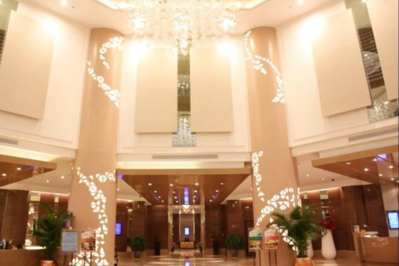 Inzone Garland Hotel Jinan Esterno foto